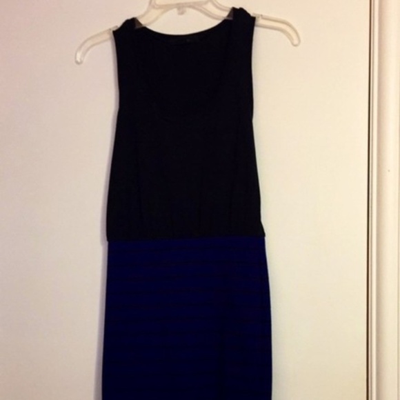 Women's Dress Size Small - Picture 2 of 13